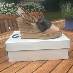 Schutz Atanado soft desert wedges, size 8.5 B